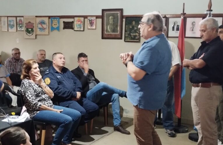 Se realizó en Villa Mantero la charla abierta “Malvinas en primera persona”